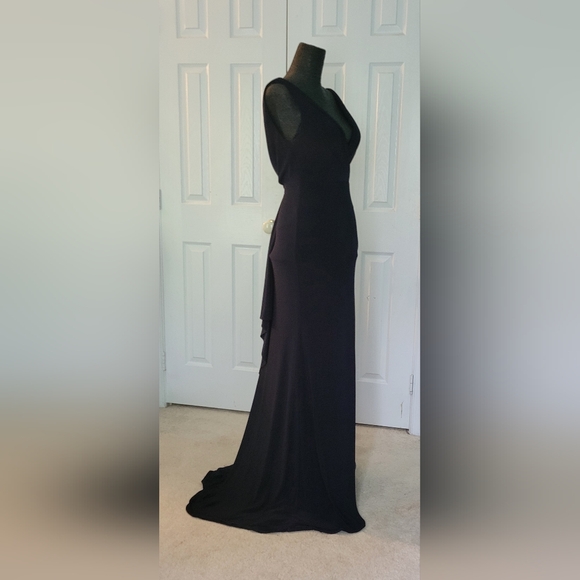 Black Mac Duggal Ieena Sleeveless v neck jersey gown size 2 - Picture 5 of 13